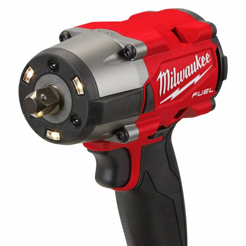 Гайковерт високомоментний MILWAUKEE 1/2" (881 Nm) MILWAUKEE M18 FUEL FMTIW2P12-502X фіксацією піном-4933478453