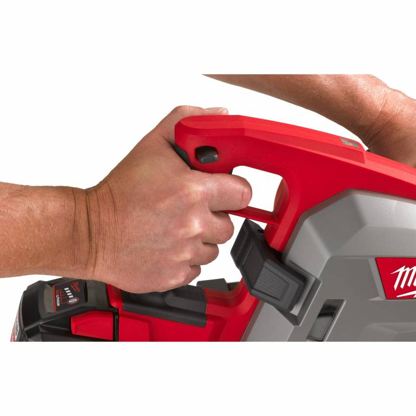 Циркулярна пилка по металу MILWAUKEE M18 FUEL FMCS66-121C 66мм 4933472111-4933472111