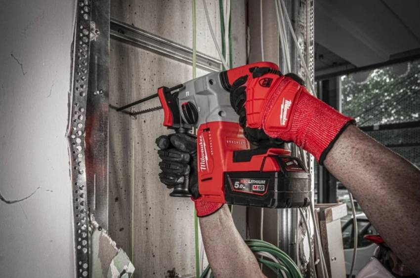 Акумуляторний перфоратор 2.3 Дж Milwaukee M18 BLH-0 4933479426-4933479426