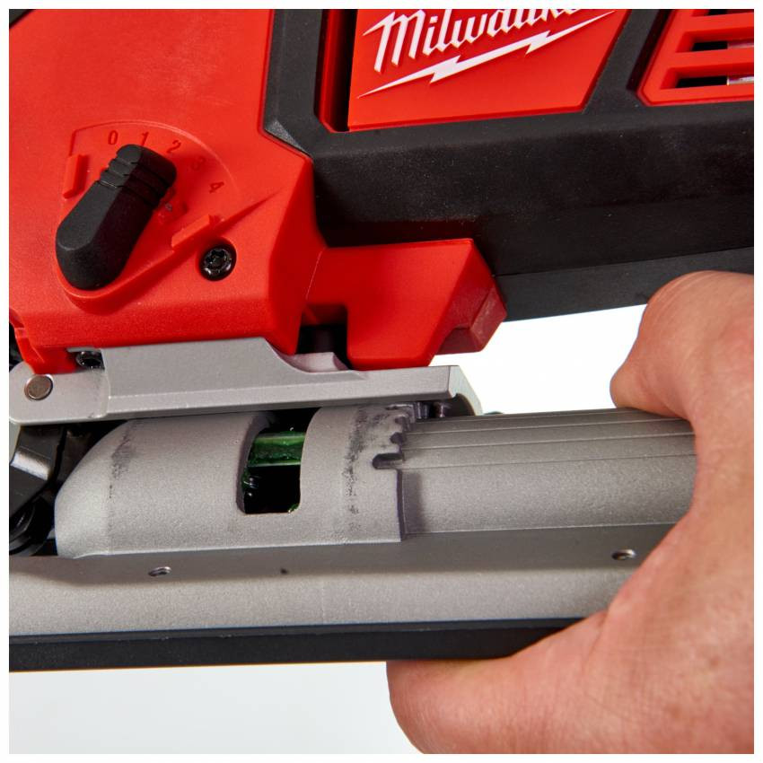 Лобзик акумуляторний MILWAUKEE, M18 BJS-0-4933451391