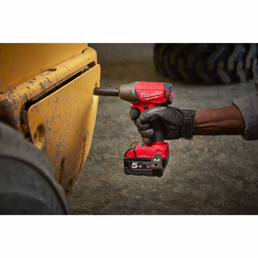 Гайкокрут акумуляторний 1/2" MILWAUKEE, M18 ONEIWF12-502X, 300Нм (зарядний пристрій, 2 акум.Х 5Ач, HDкейс)-4933451374