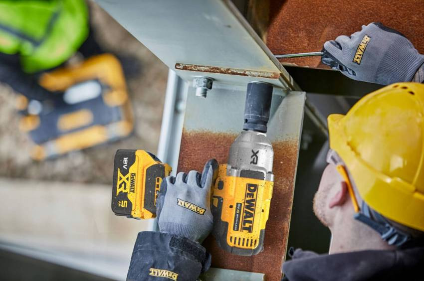 Гайковерт ударний акумуляторний безщітковий DeWALT DCF900NT-DCF900NT