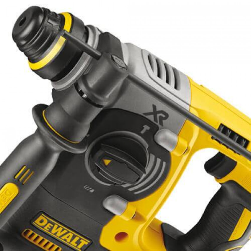 Набір з чотирьох безщеточних інструментів DeWALT DCK428P3T-DCK428P3T