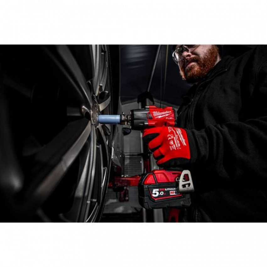 Гайкокрут акумуляторний 1/2" MILWAUKEE, M18 FMTIW2F12-502X, 881Нм ( зар.пристрій, 2акум.Х5Ач, HDкейс)-4933478450