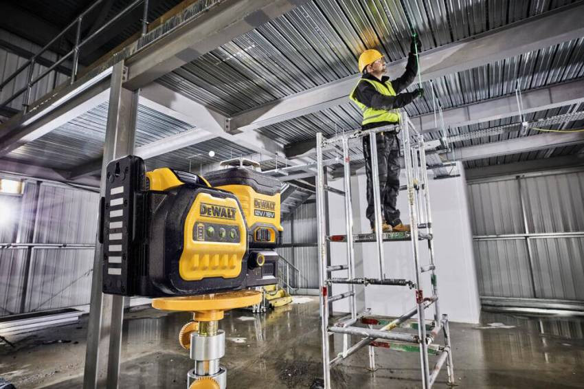 Рівень лазерний лінійний DeWALT DCE089NG18-DCE089NG18