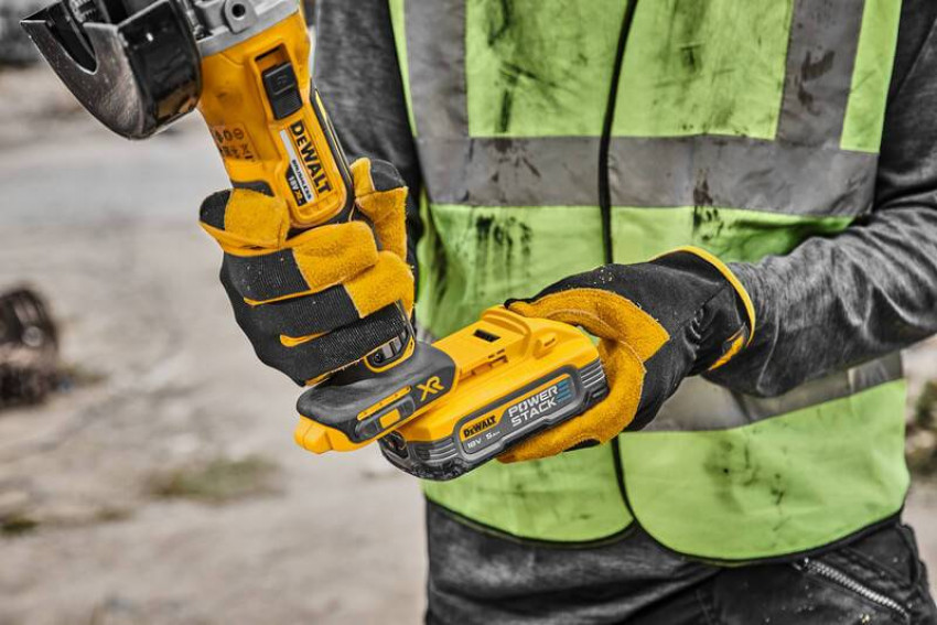 Шлифмашина угловая - болгарка аккумуляторная бесщёточная DeWALT DCG405H2T-DCG405H2T