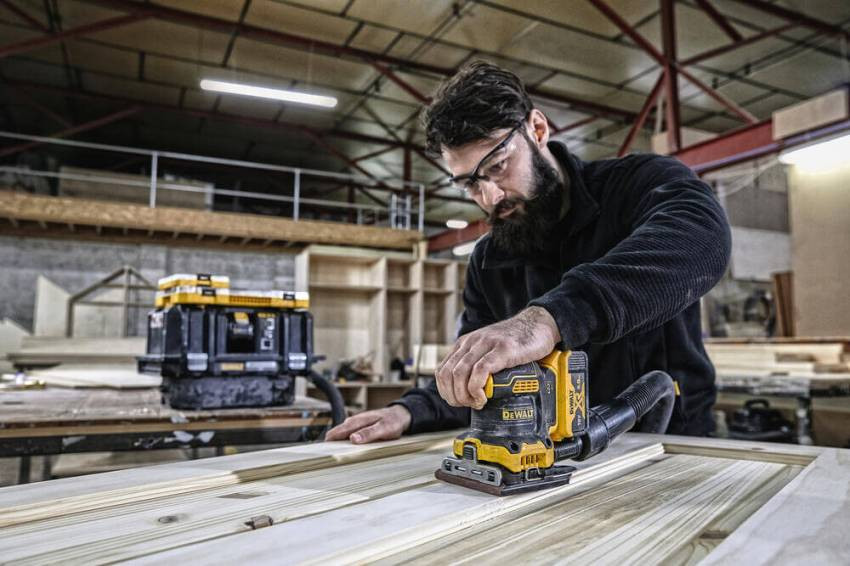 Шліфмашина вібраційна акумуляторна DeWALT DCW200N-DCW200N