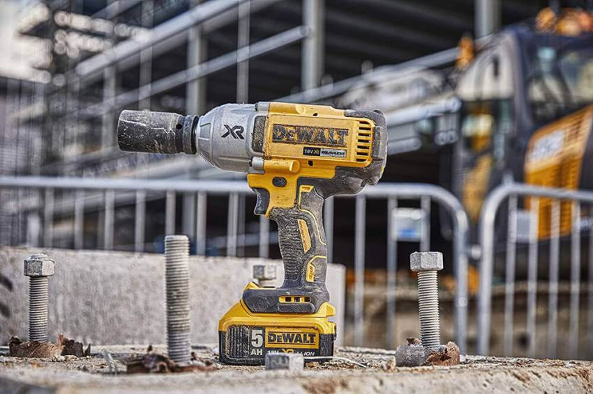 Гайковерт ударний акумуляторний безщітковий DeWALT DCF897NT-DCF897NT